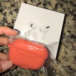 AirPod Pros Bundle (2) red tomato and black case